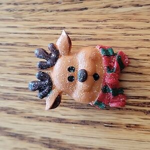 Reindeer Glitter Pin